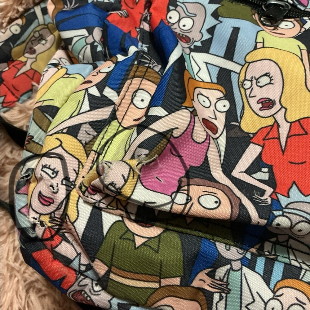 RICK AND MORTY BACKPACK - Picture 10 of 11